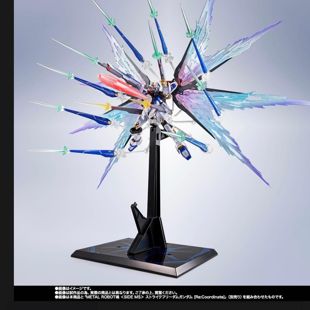 metal robot魂 ストライクフリーダムガンダム弐式初音ミク×2 光の翼