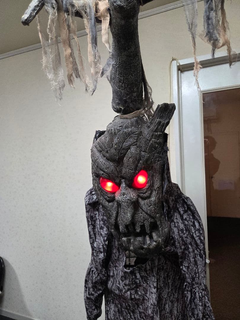 ☆目が光る動く喋る☆ベルモール カリヨンプラザ等 お化け屋敷