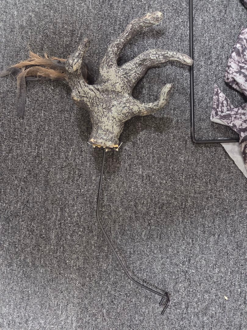 ☆目が光る動く喋る☆ベルモール カリヨンプラザ等 お化け屋敷