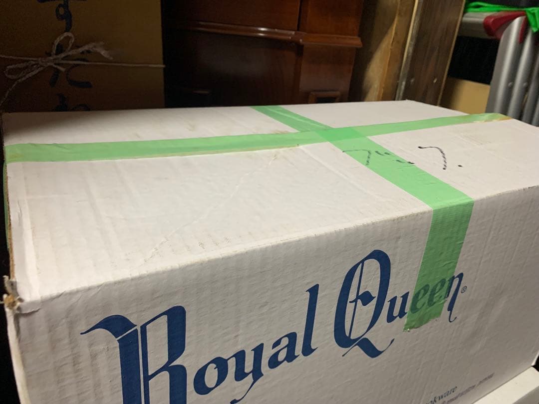 あくびちゃん　 QUEEN RQ -024 ロイヤルクイーン