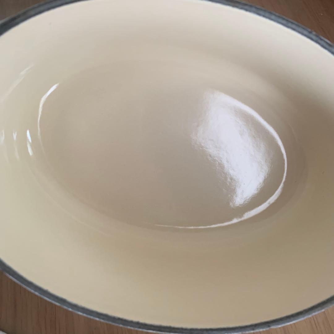 ルクルーゼ　オーバル17cm