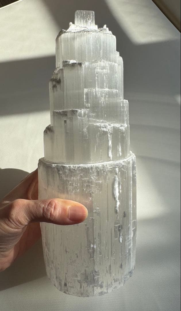 セレナイトタワー　ランプ　25㎝