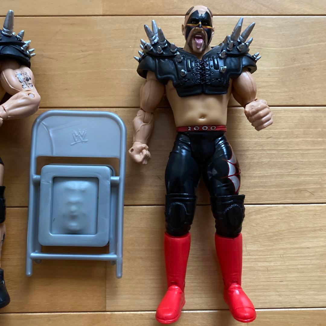 WWE ロードウォリアーズ　プロレスフィギュア 2体セット 凶器椅子付き