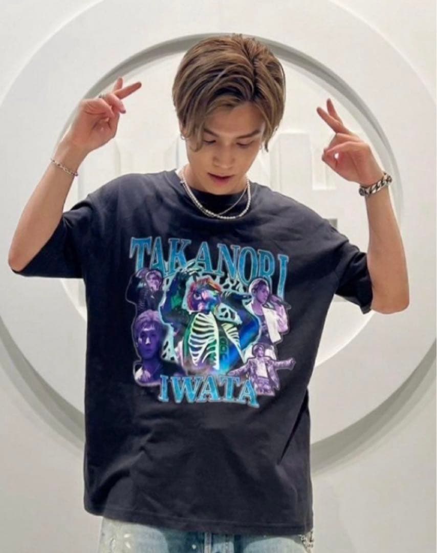 岩田剛典LIVE TOUR 2024 ARTLESS Tシャツ - メルカリ