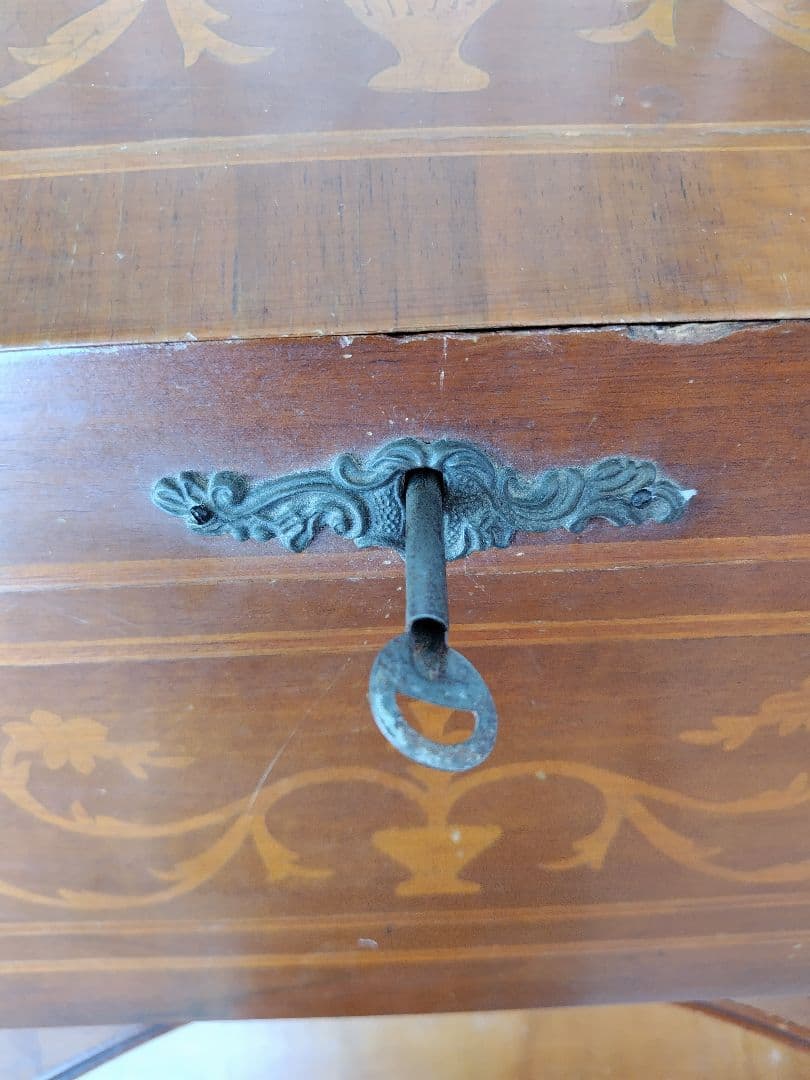 アンティーク　イタリア家具　タロッコ社　ライティングビューロー