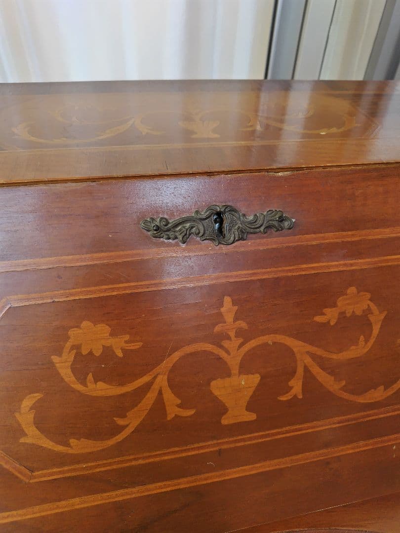 アンティーク　イタリア家具　タロッコ社　ライティングビューロー