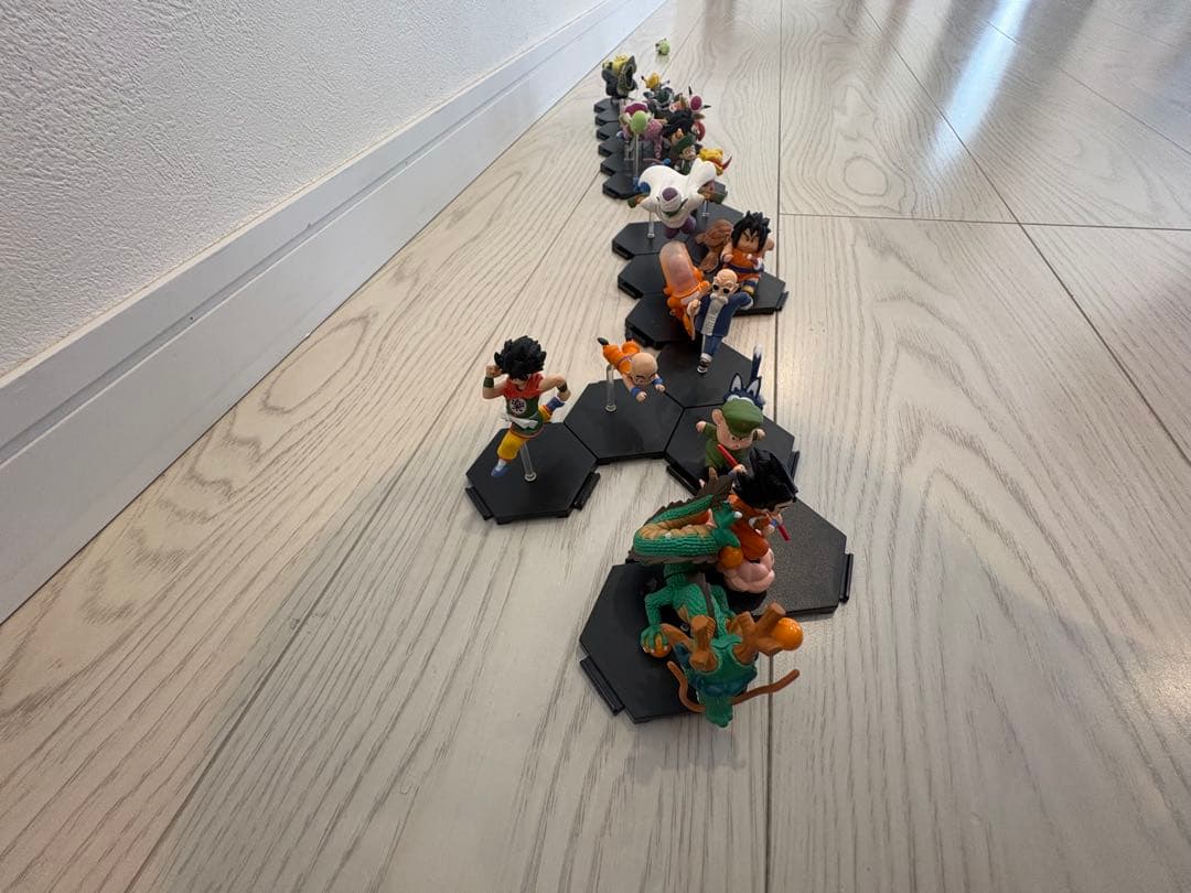 ドラゴンボール　コミックス背表紙　フィギュア