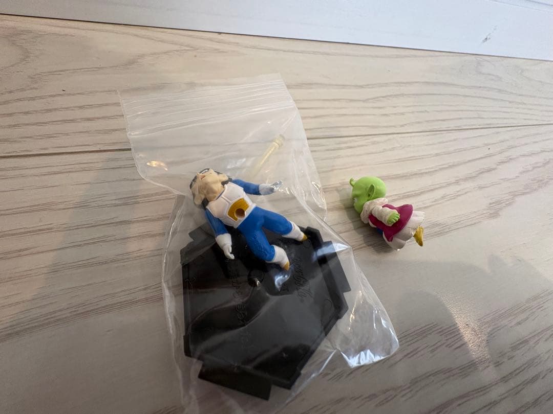 ドラゴンボール　コミックス背表紙　フィギュア