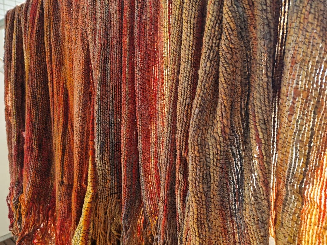 アースカラー ウールの織物