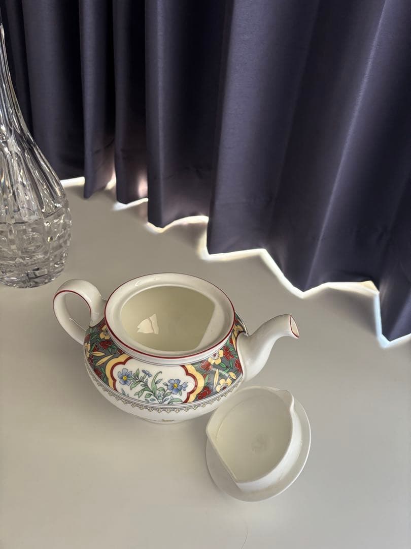 ミントン・アジアンフラワー・ティーポット、廃盤品になります。家庭保管品です。