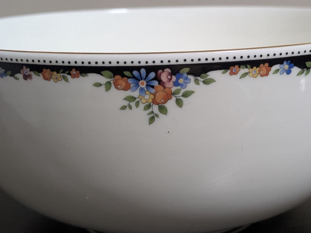 ウェッジウッド　オズボーン　サラダボウル　直径20cm　新品未使用