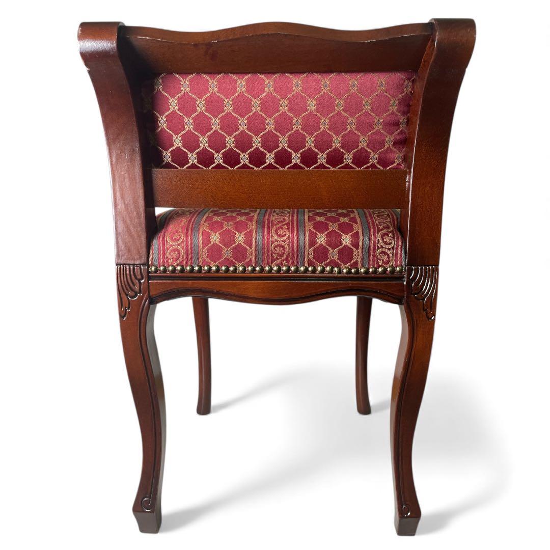 ネコ脚　スツール　チェア　クラシック　背もたれ　アンティーク調　ストライプ　赤