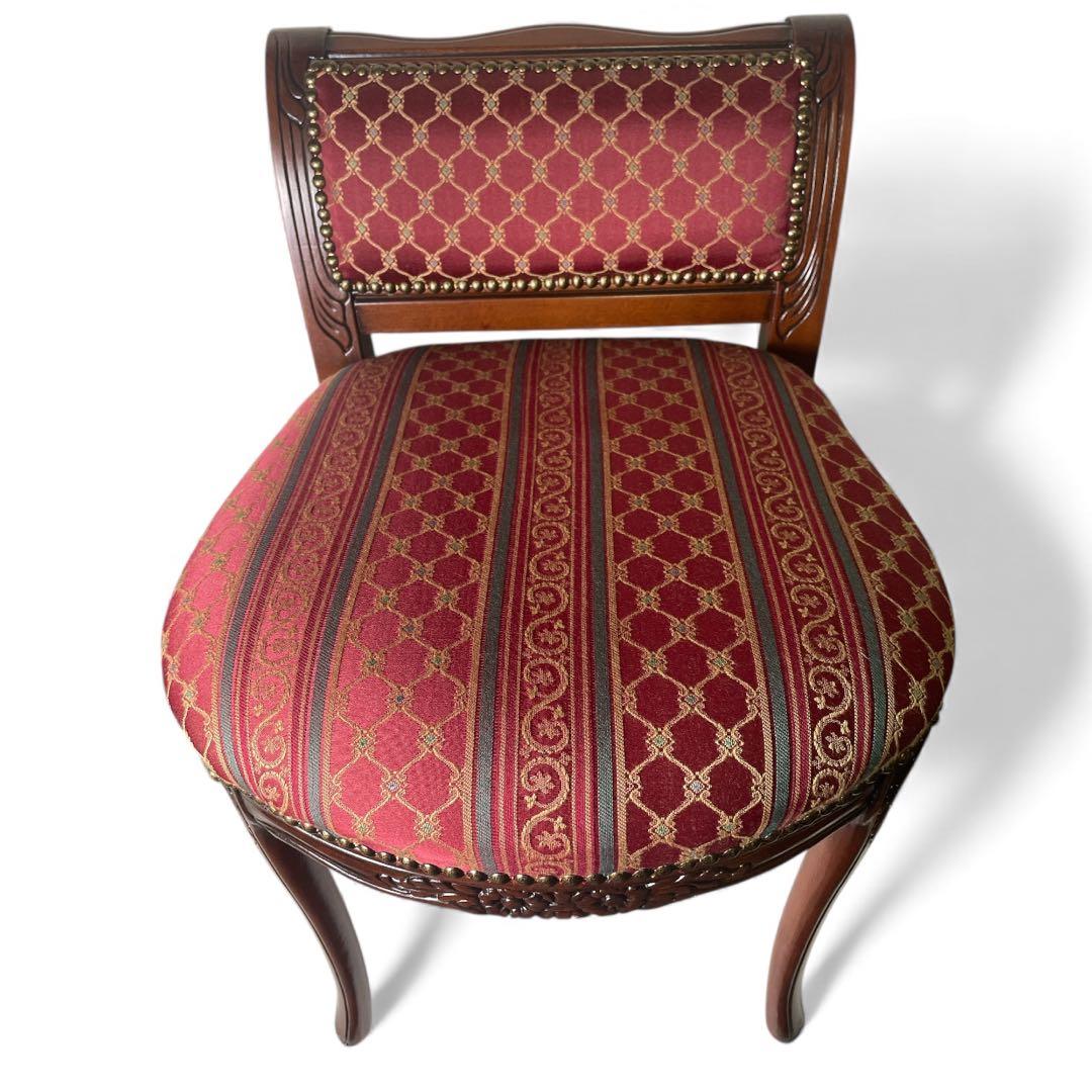 ネコ脚　スツール　チェア　クラシック　背もたれ　アンティーク調　ストライプ　赤