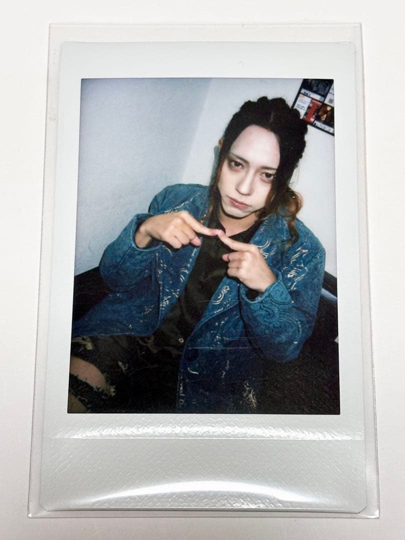 0.1gの誤算 眞崎大輔さんチェキ 2025/12/8 - メルカリ