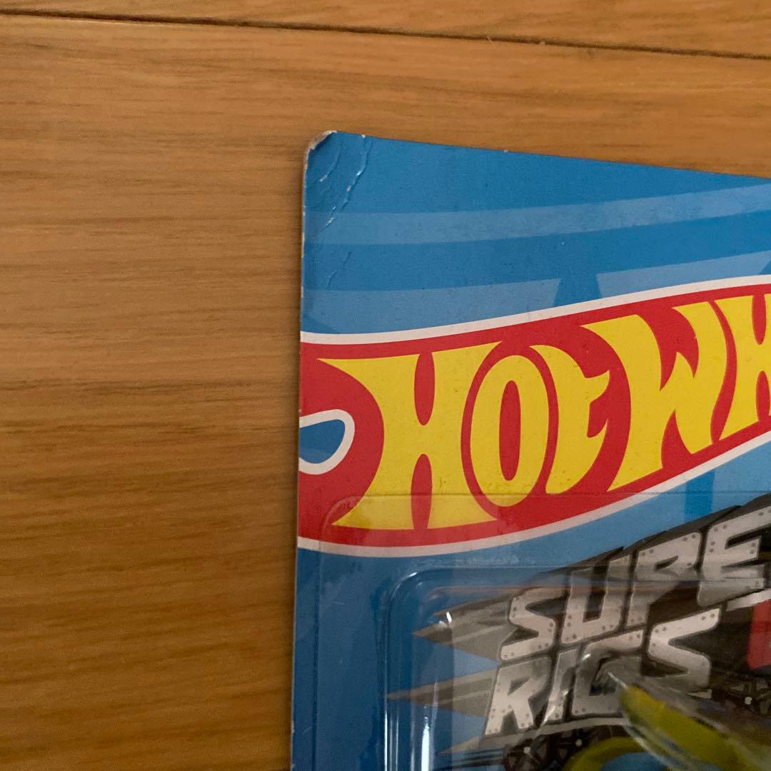 ホットウィール　スーパーリグス