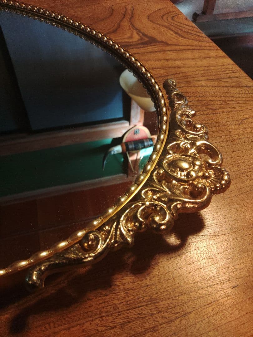 ウォールミラー　オーバルミラー　鏡　壁掛け　レトロ　アンティーク　ヴィンテージ