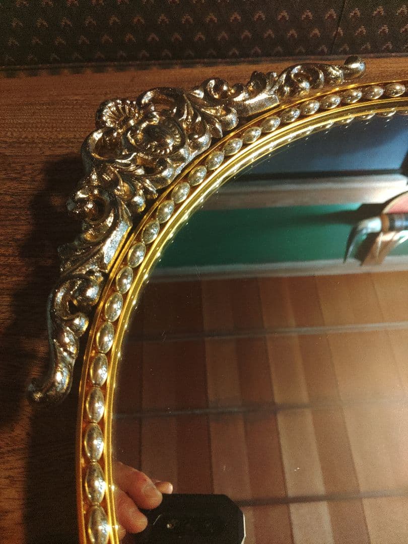 ウォールミラー　オーバルミラー　鏡　壁掛け　レトロ　アンティーク　ヴィンテージ