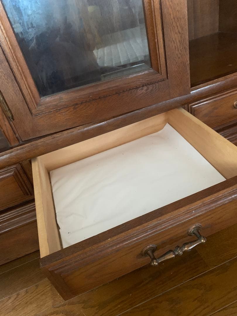 素敵なアンティーク飾り棚【引き取り¥8800】【送料¥18500込み】