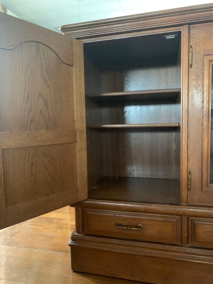 素敵なアンティーク飾り棚【引き取り¥8800】【送料¥18500込み】