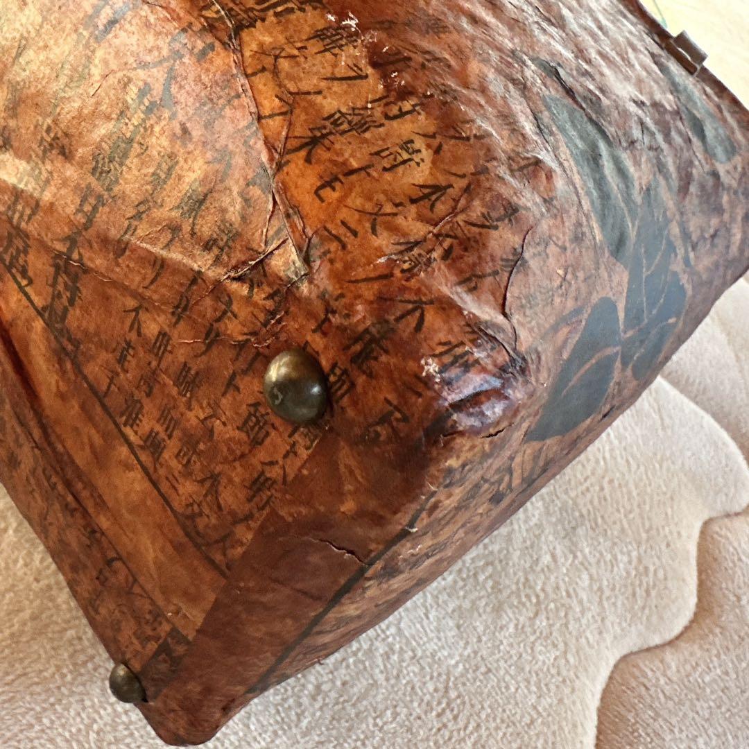 一閑張り椿柄　底鋲付きおしゃれハンドル