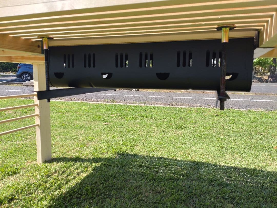 天然木製バーベキューテーブル 6人〜8人