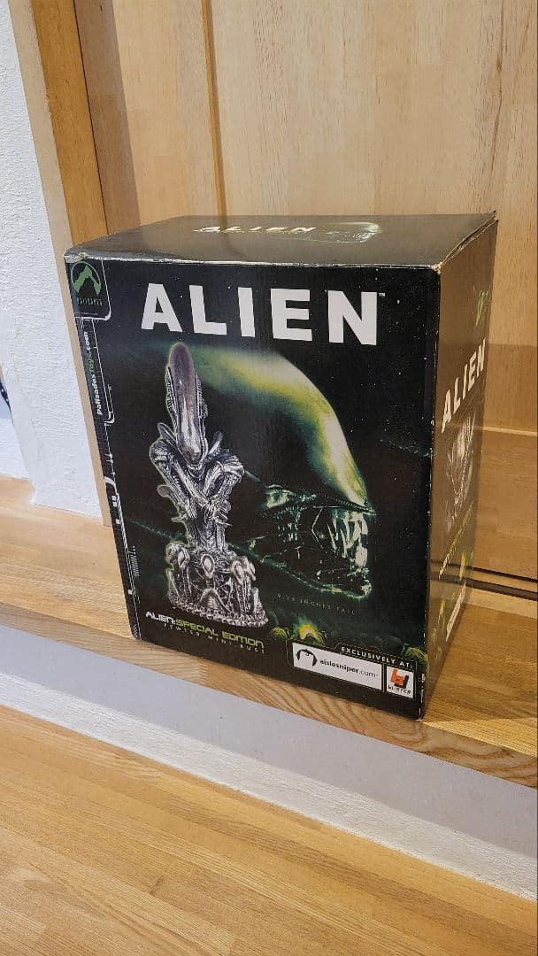 エイリアン スタチュー ピューター製 - メルカリ