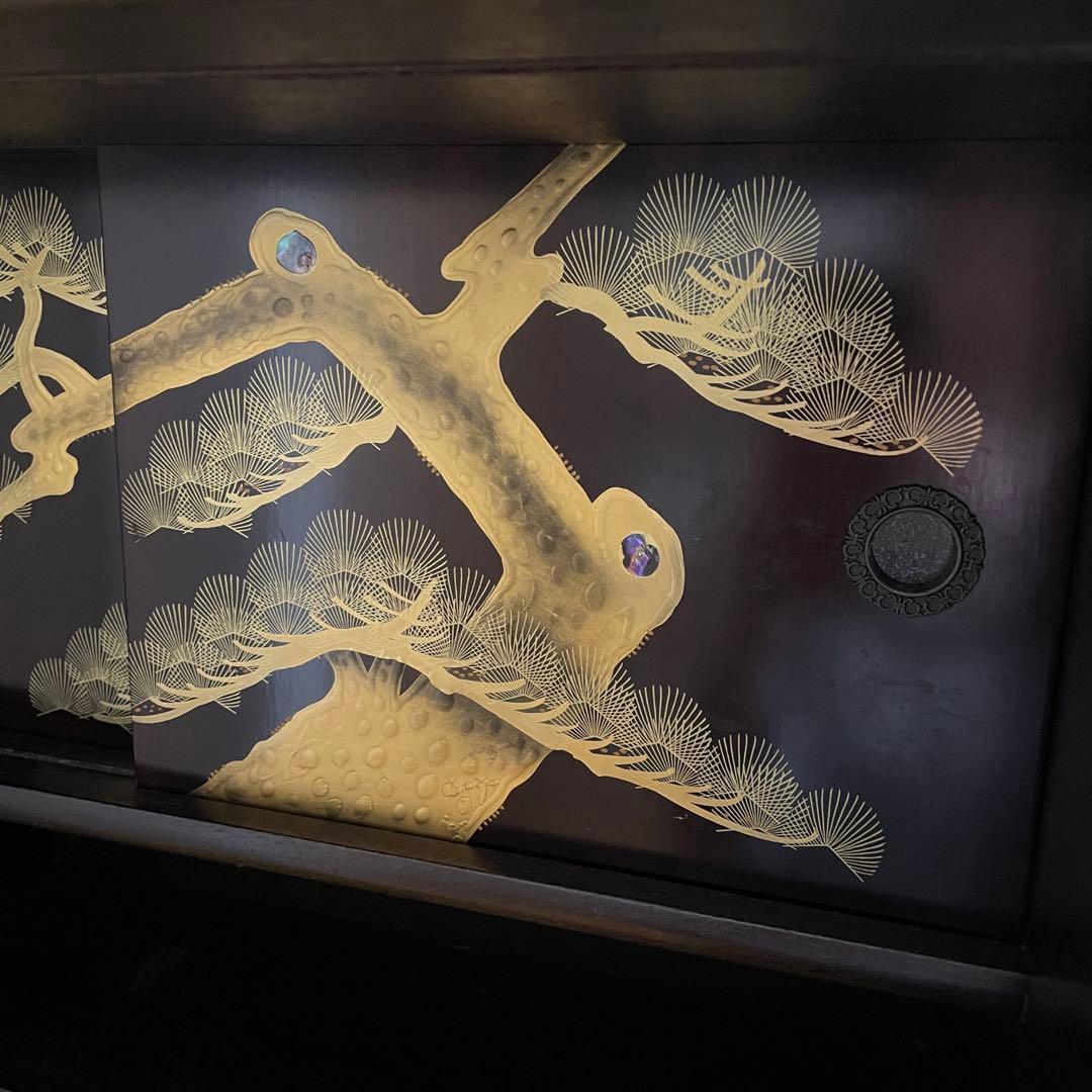 昭和レトロ 茶箪笥 螺鈿細工 松柄 和箪笥 飾り棚 キャビネット - メルカリ