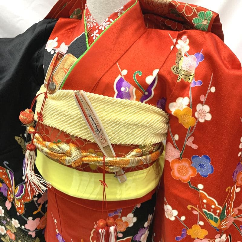 505ag19■七五三 七歳 女児 着物&袋帯&長襦袢 蝶 金彩■美品