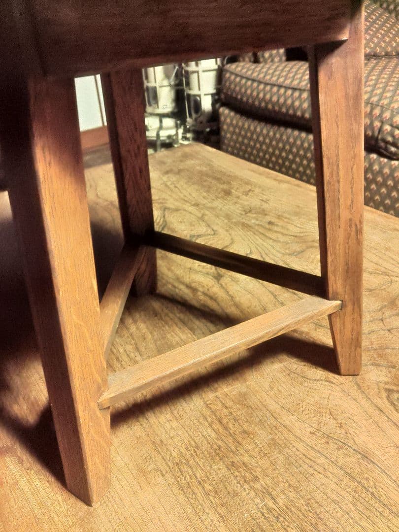 希少　ウイスキーオーク　スツール　無垢　ヴィンテージ　アンティーク　椅子　チェア