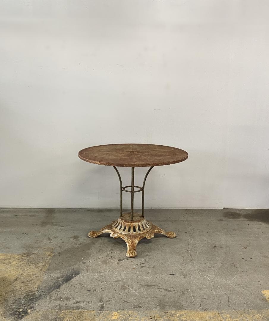 フランス アンティーク Cast Iron Round Bistro Table