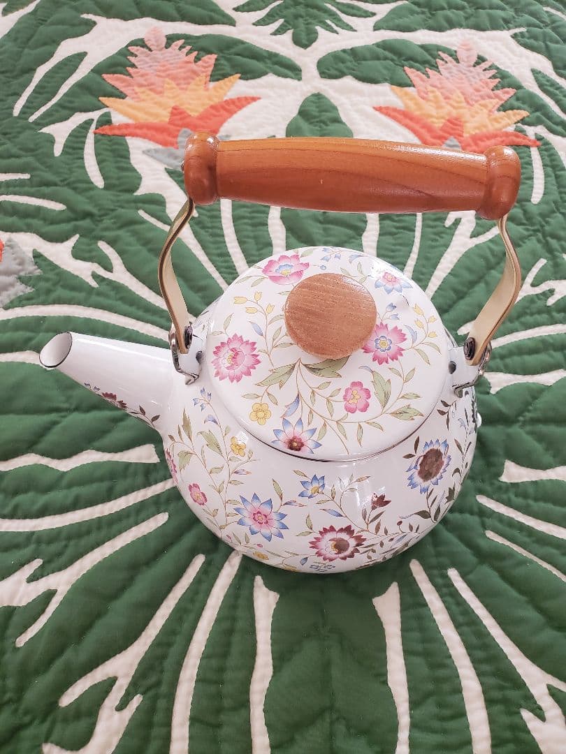 【新品未使用】ピースルピナス エジリー 花柄 鍋 やかん 昭和レトロ ホーロー鍋