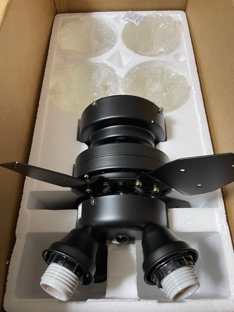 LOWYA Lasvolta 4L シーリングファンライト LED電球 4個付き