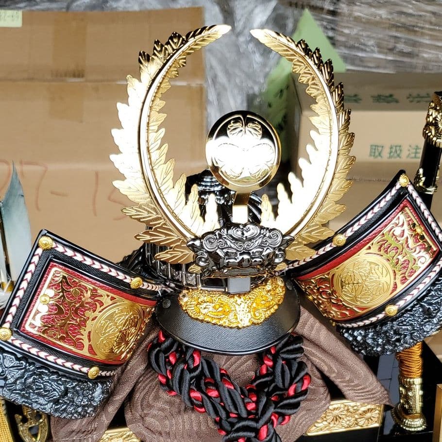 ワケあり□12号　宝童作　五月人形 兜飾り　名将　徳川家康