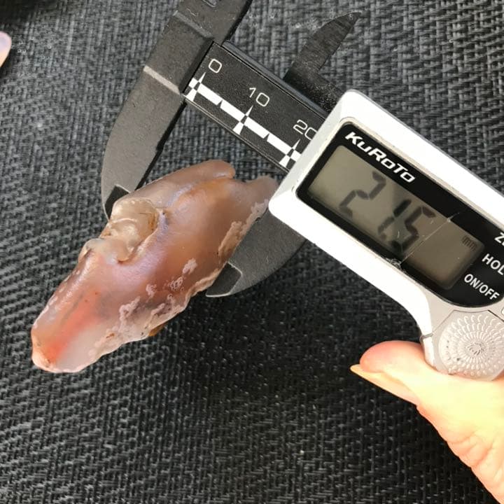 ゴビ石−936 ゴビ瑪瑙　花眼　原石