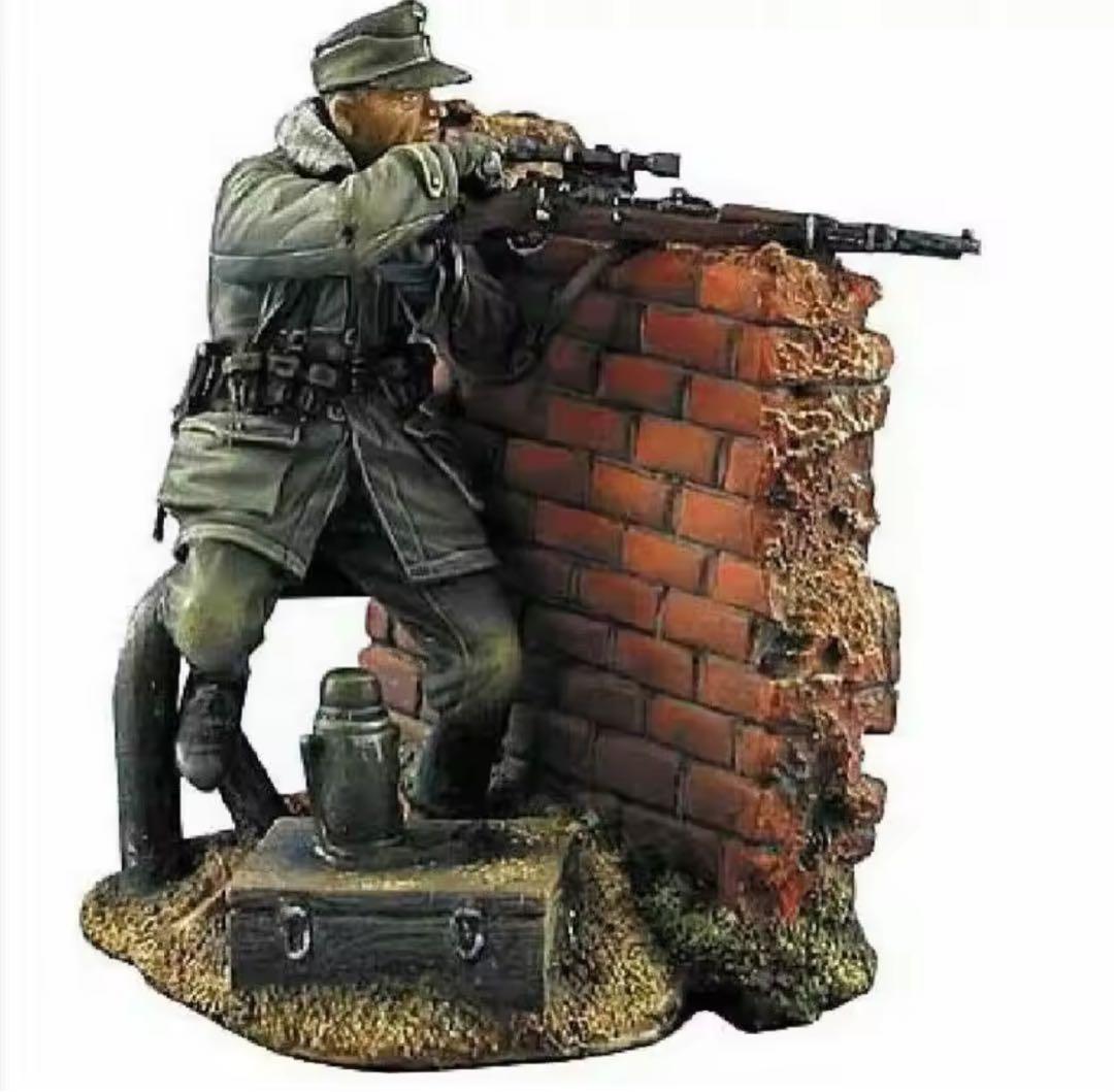 1：35 第二次世界大戦 ドイツ軍スナイパー ジオラマ台座付き - メルカリ