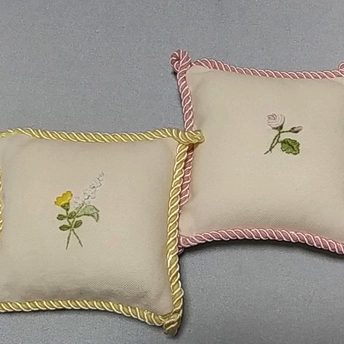 ＃ピンクッション　＃25番刺繍糸　キット　＃DMC　刺繍キット