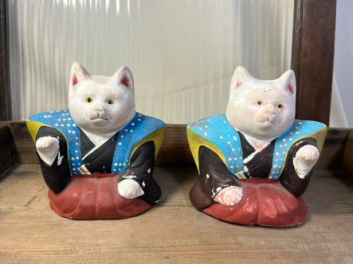 初辰猫　中サイズペア　左右対称　住吉大社　貴重な招き猫です　郷土玩具　縁起物