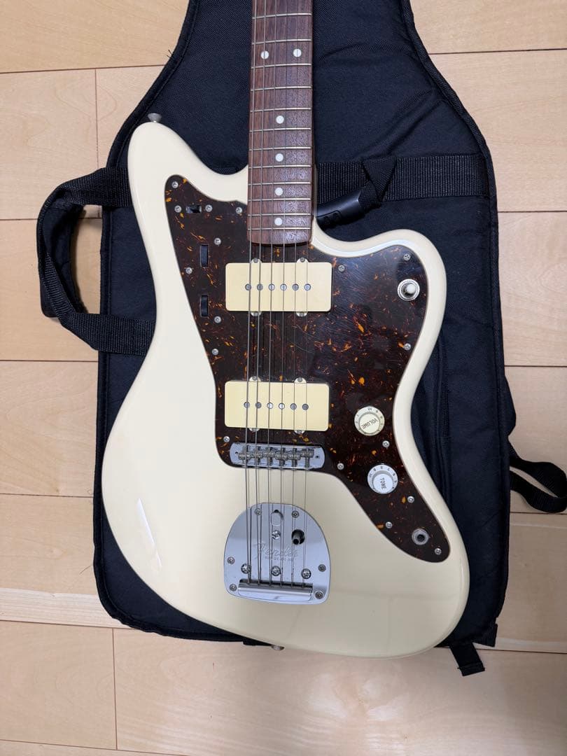 ギター Fender Jazzmaster JM66 VWH