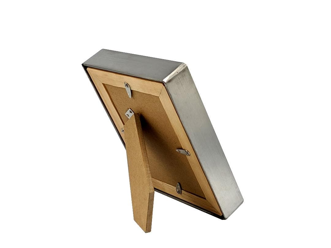 ステンレス製　フォトフレーム　丸鋲打ち　L版サイズ