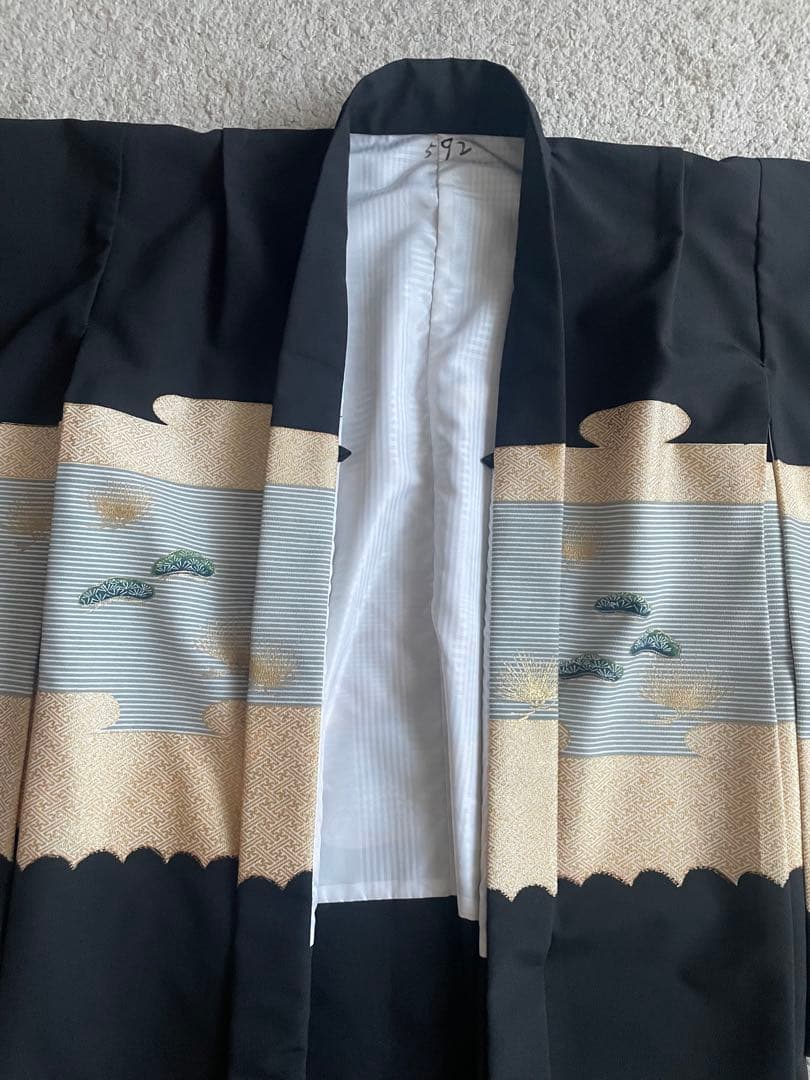 七五三　袴　男の子　5歳　フルセット　黒地に金色模様