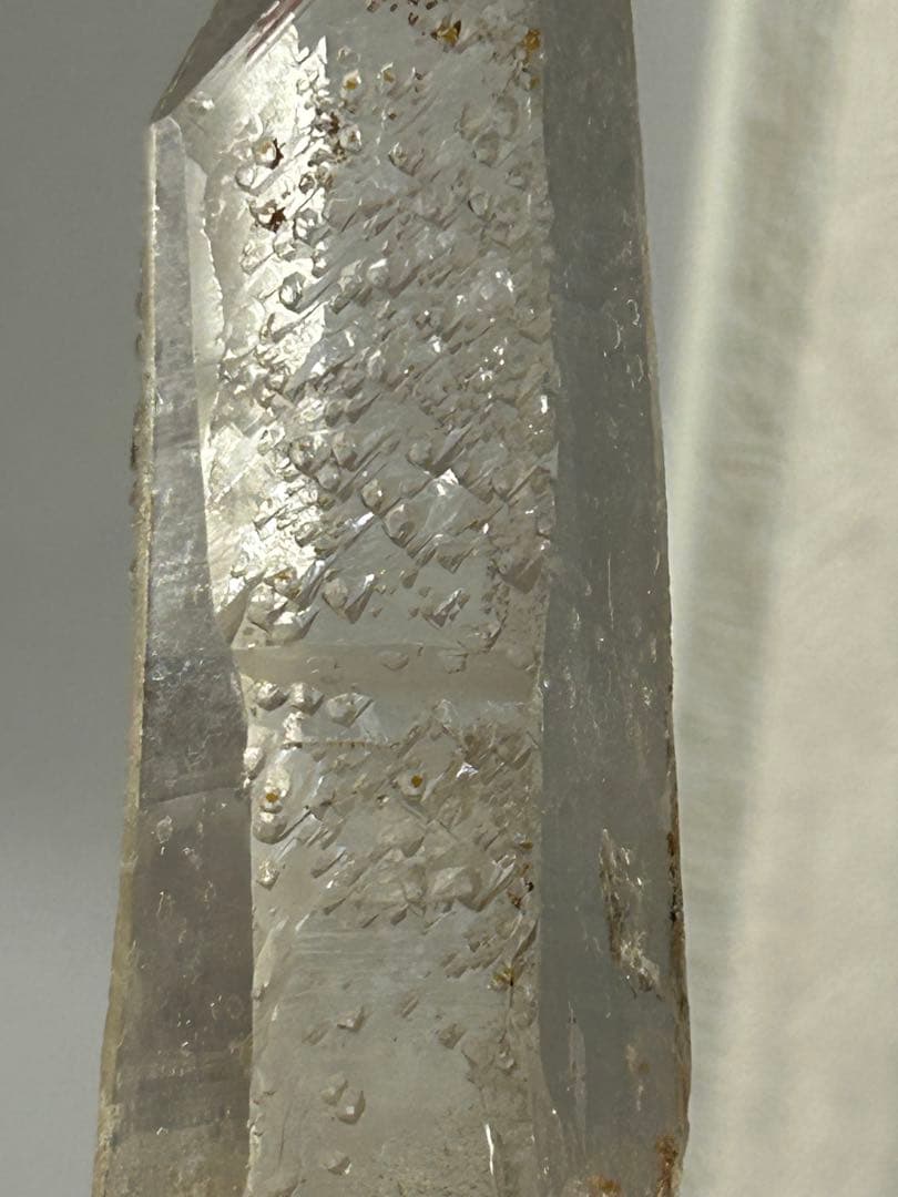 ディアマンティーナ産 スターブラリークォーツ 星屑を閉じ込めた高透明ポイント