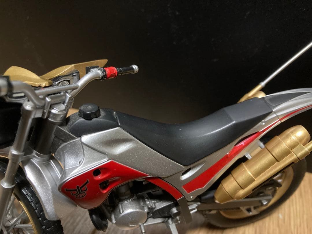 S.H.Figuarts トライチェイサー2000 仮面ライダークウガ