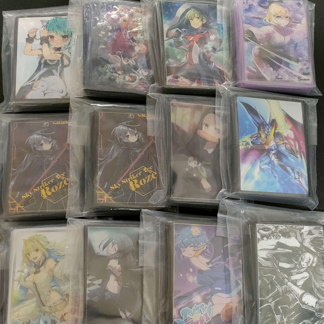 スリーブ102個、プレイマット10枚　まとめ売り/キャラスリ/カードサプライ