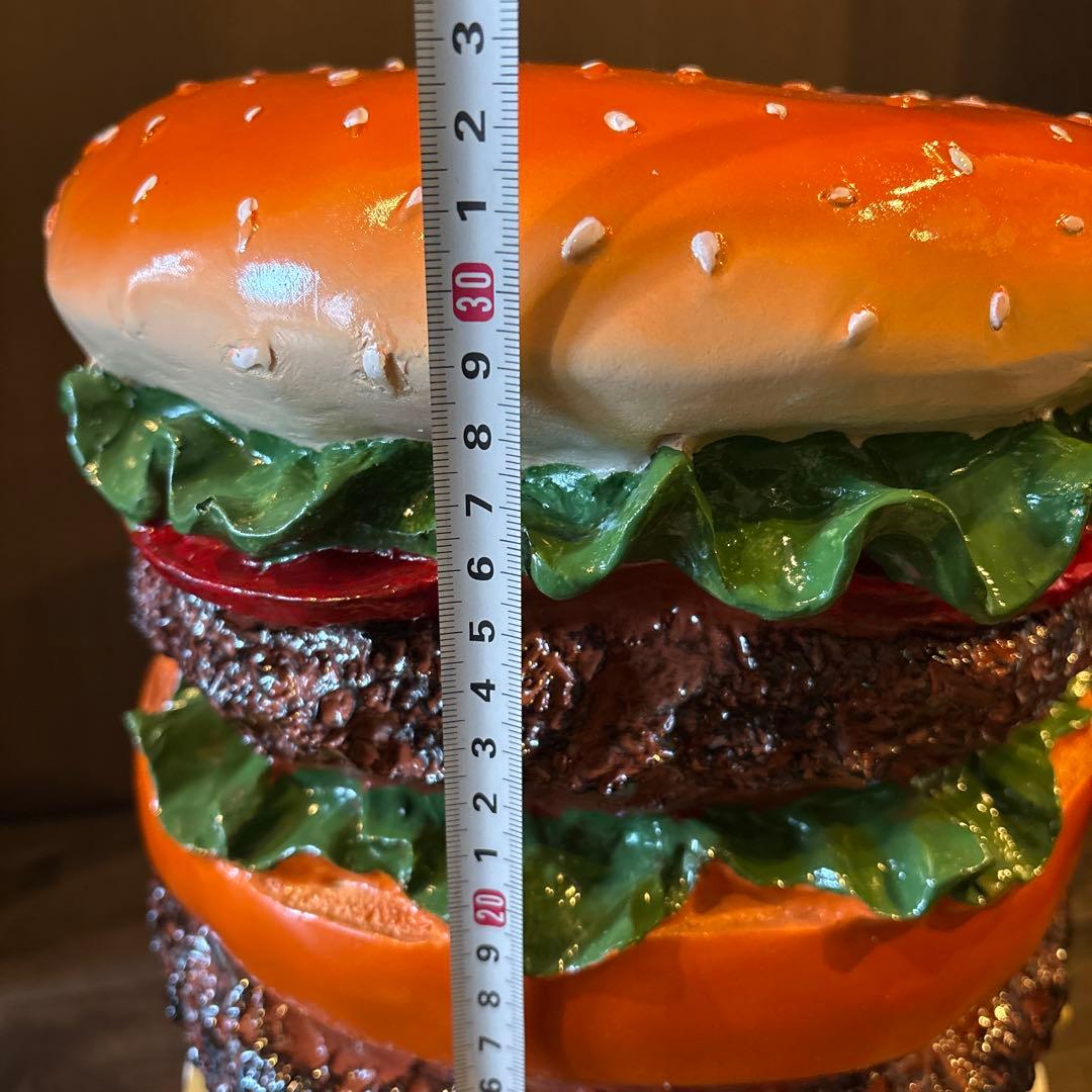 ハンバーガー型スツール