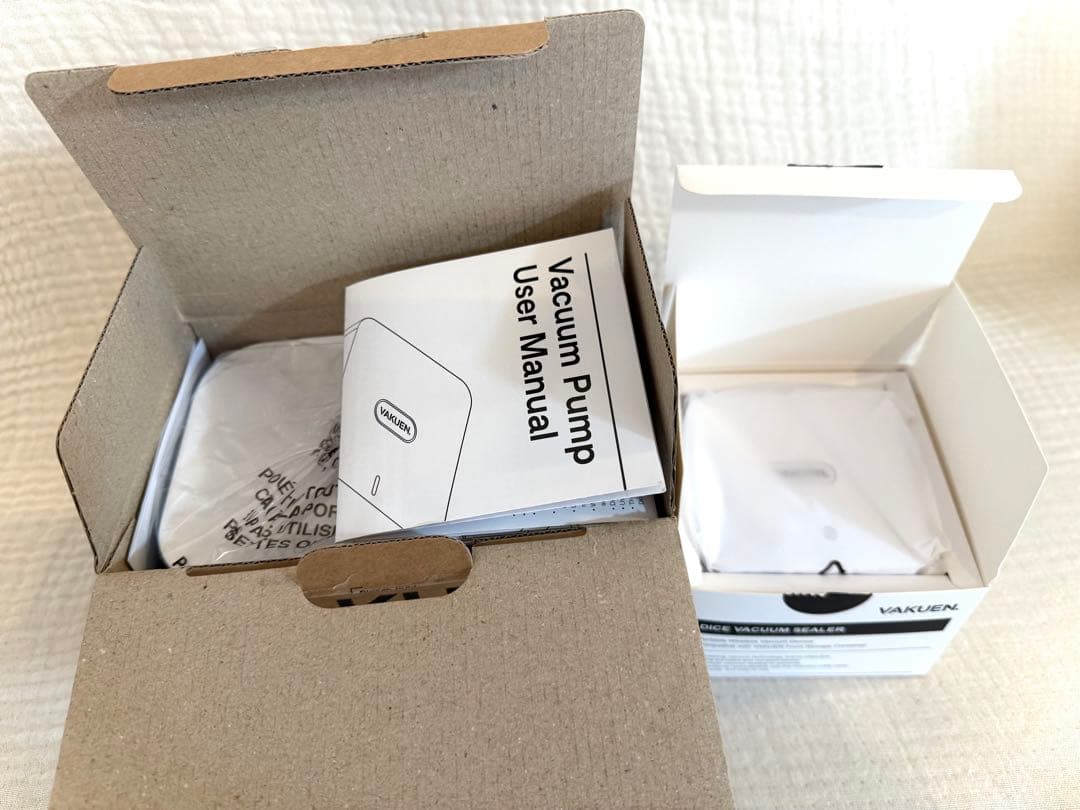 【公式】VAKUEN プレミアム真空保存容器 、真空ポンプ