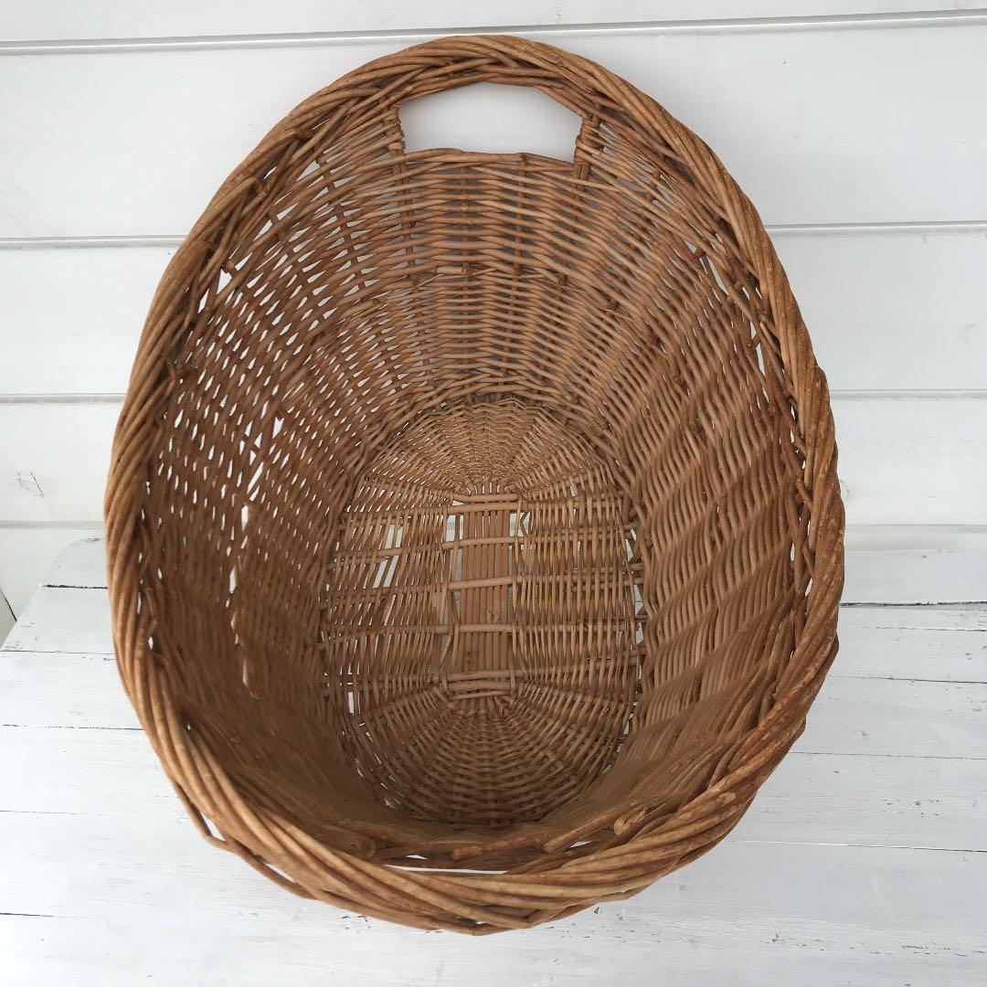 アンティーク　大きなバスケット