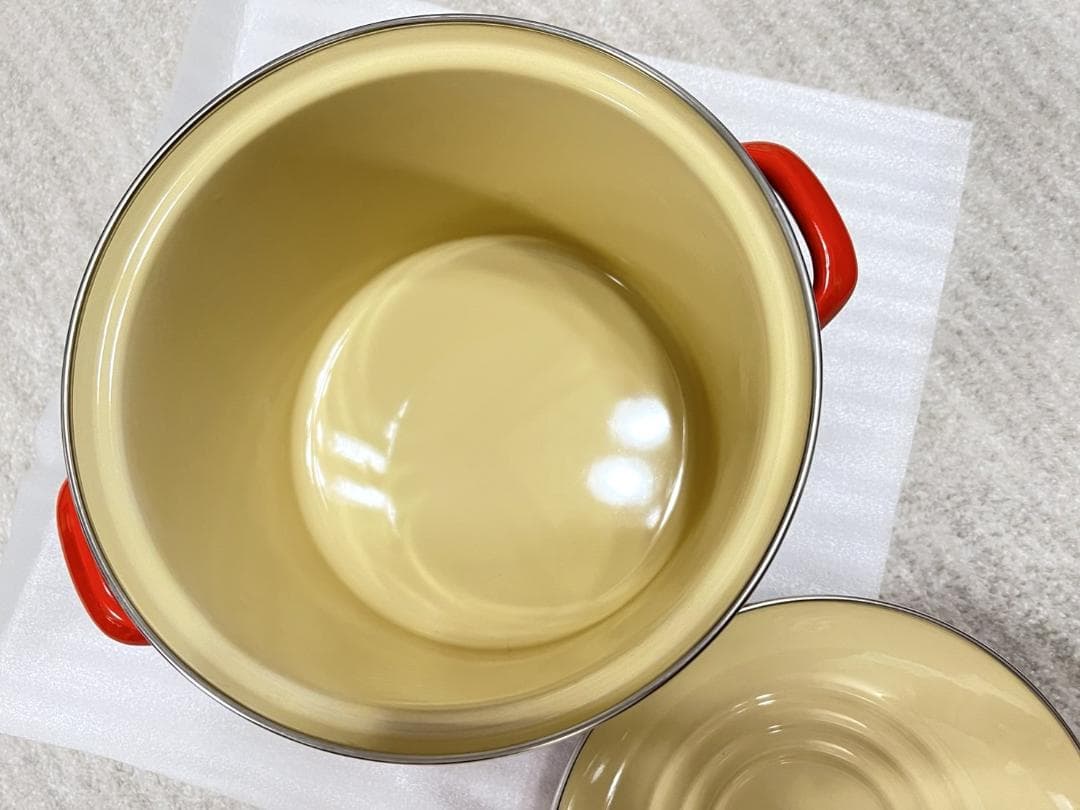 ●未使用●ル・クルーゼ　鍋 ストックポット 5.7L 　チェリーレッド赤 両手鍋