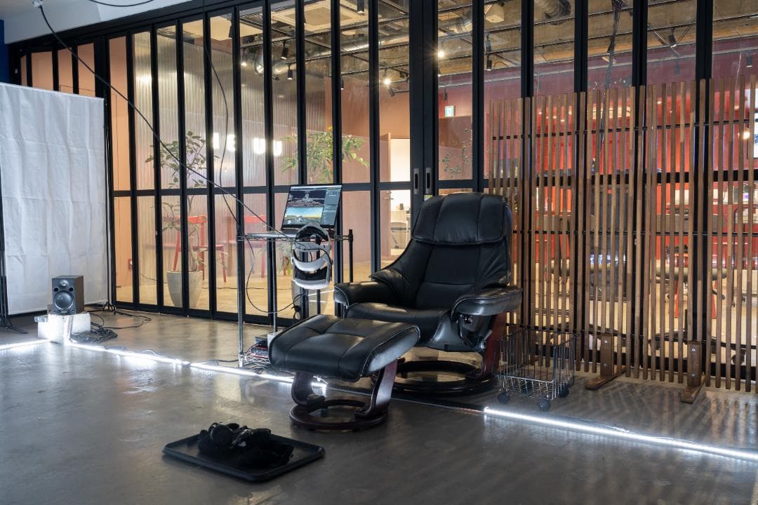 リクライニングチェアフルフラット セミアニリン レザー革張り 本革 オットマン付