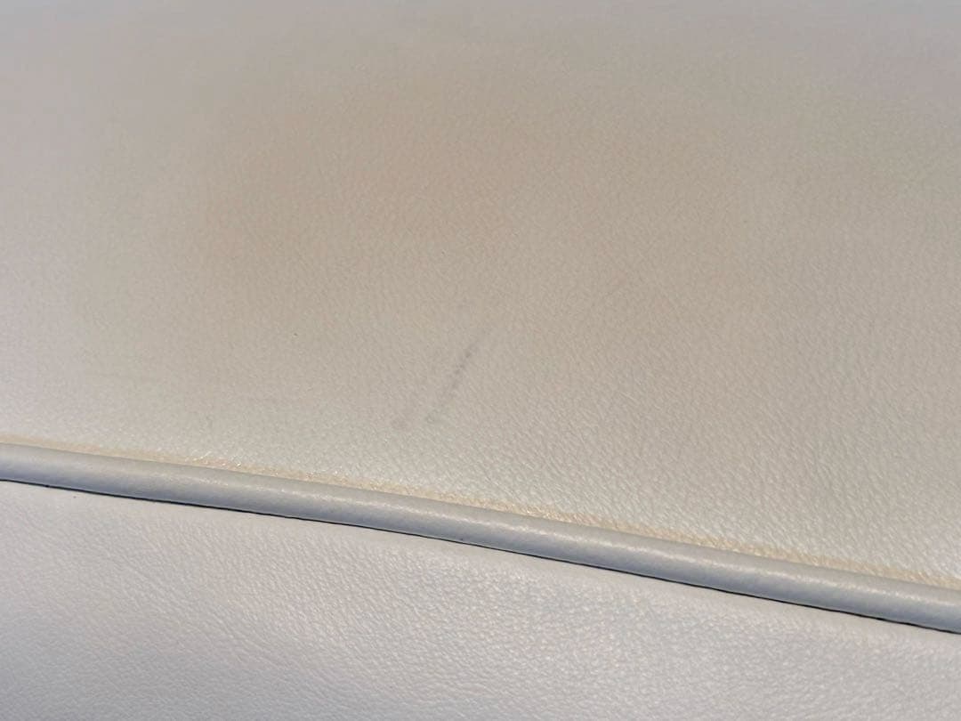 LC2 3人掛 リプロダクト／大塚家具