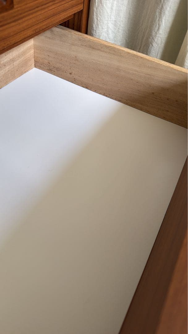 値下げ！ USED品 北欧風 脚付き木製キャビネット 収納